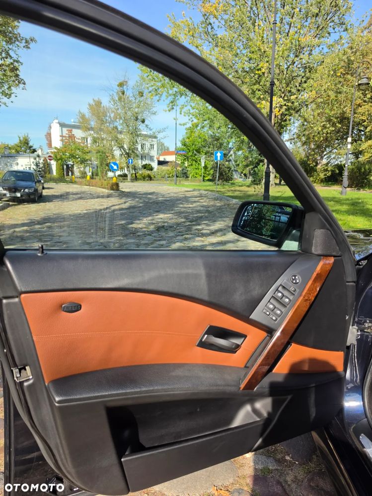 BMW Seria 5 - 23
