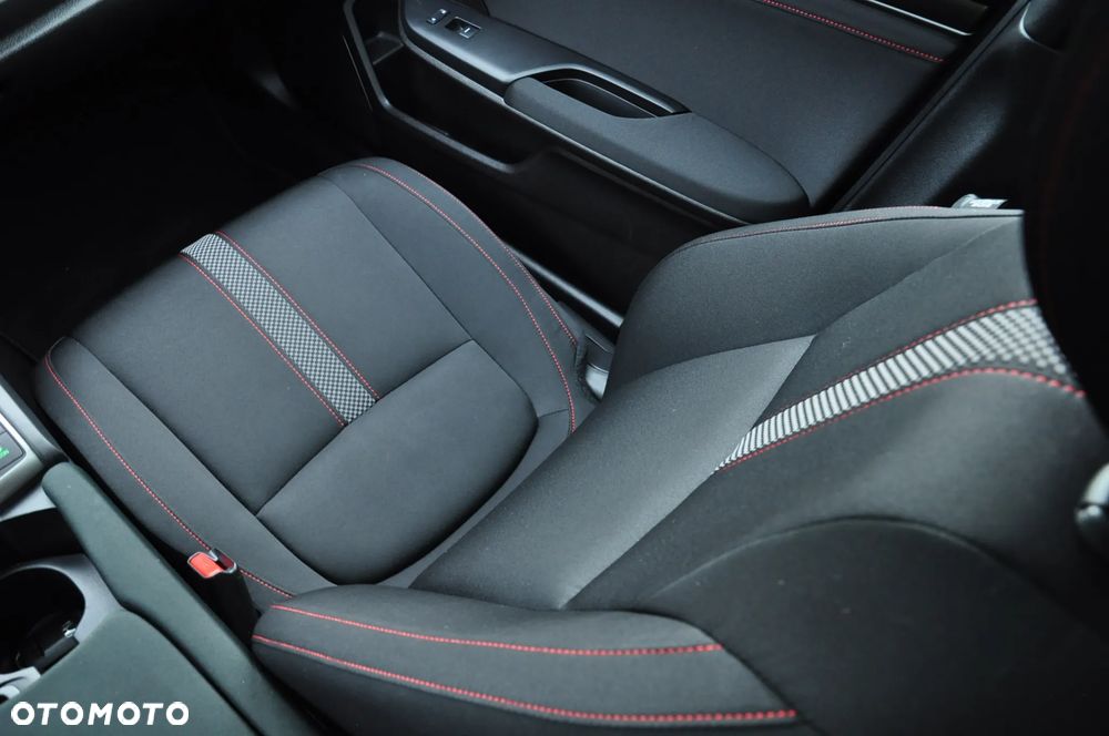 Honda Civic 1.0 i-VTEC Turbo CVT Executive Sport Line - 23