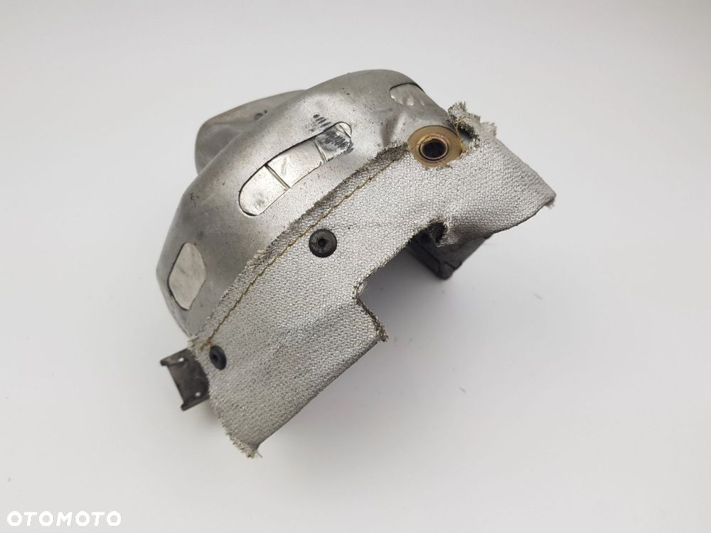 Osłona termiczna Turbosprężarki Turbo BMW G05 G06 G30 B57 3.0d 8573114 - 4