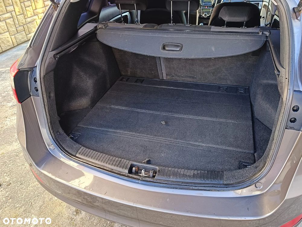 Hyundai i30 blue Kombi 1.6 GDi Style - 22