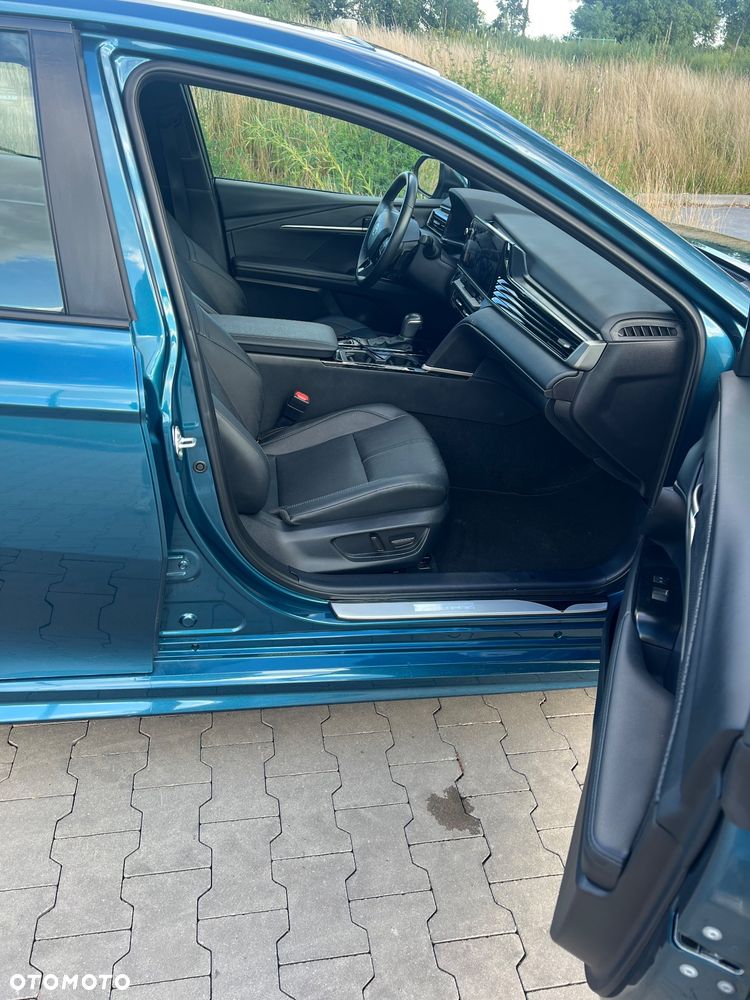 Toyota Camry - 7