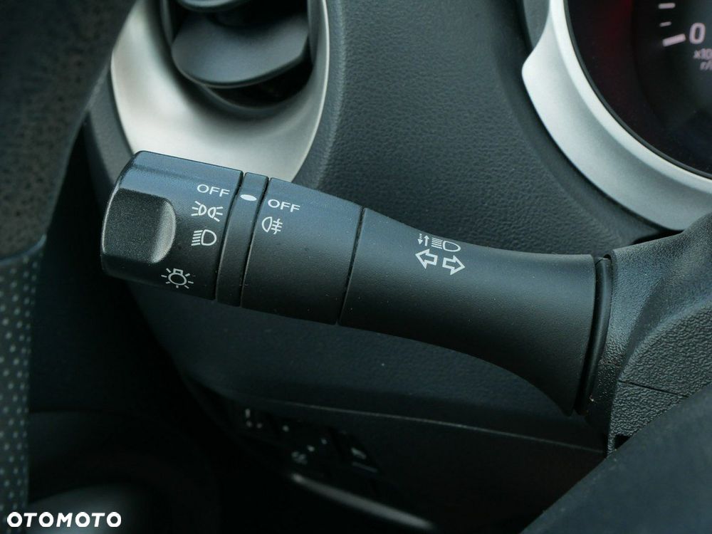 Nissan Juke 1.6 Start/Stop Visia - 24