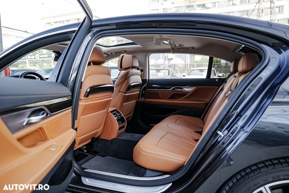 BMW Seria 7 745Le xDrive - 10
