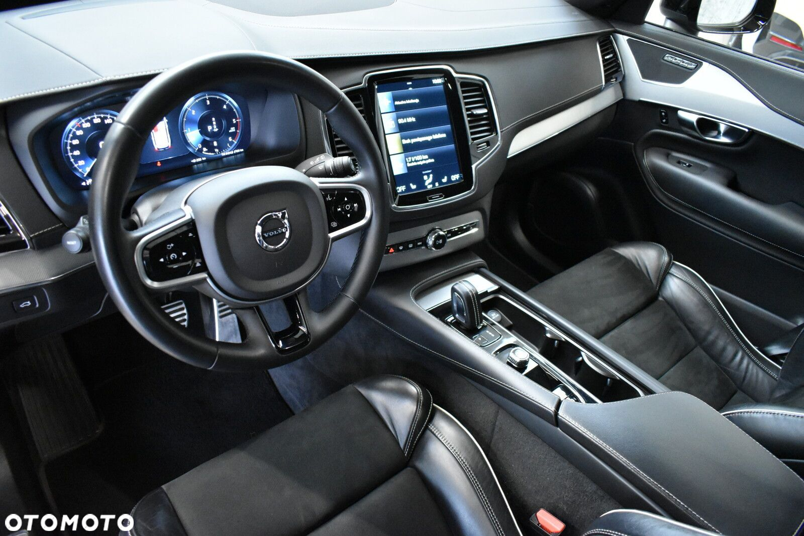 Volvo XC 90 - 5