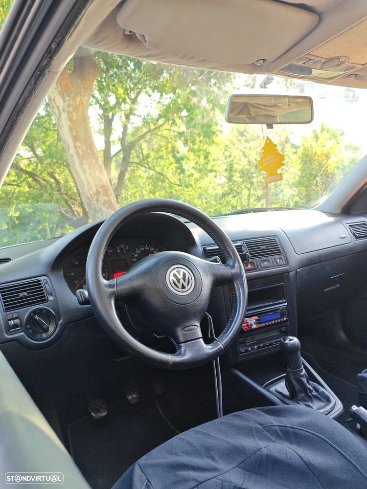 VW Golf 1.9 TDi Highline - 14