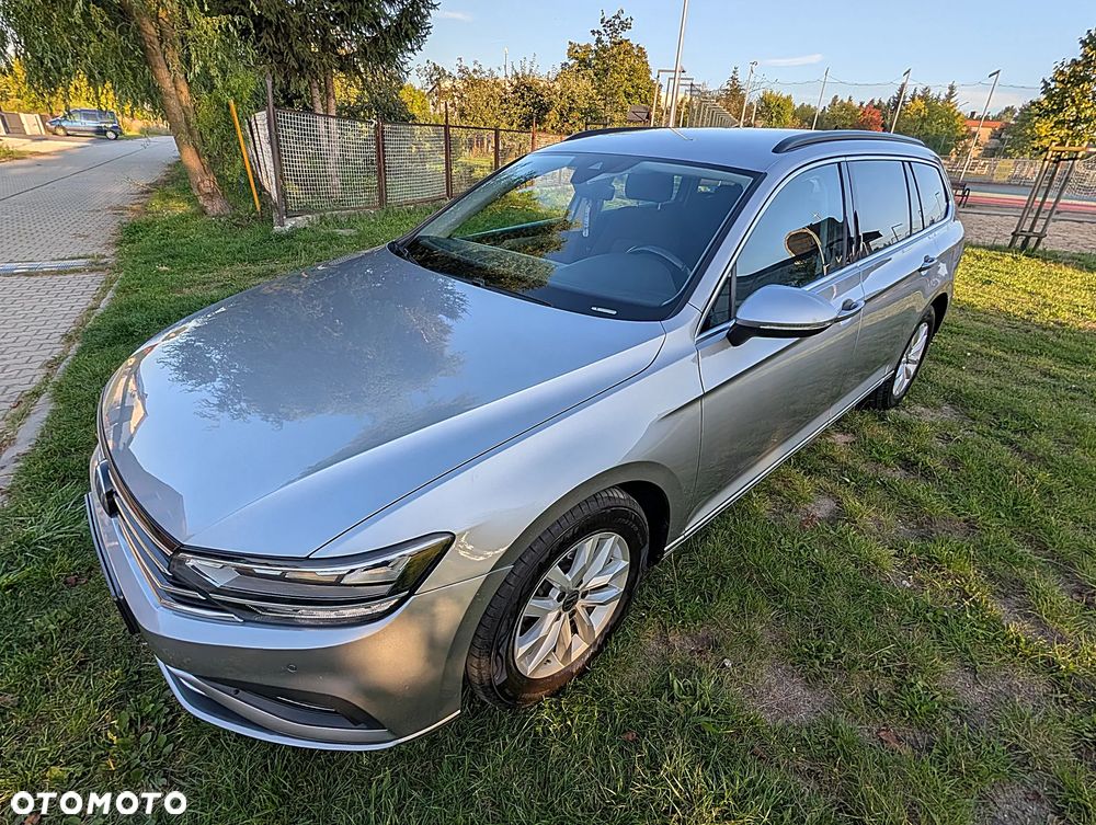 Volkswagen Passat 2.0 TDI SCR DSG - 15