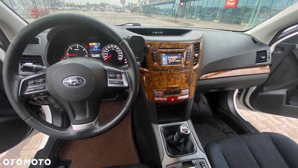 Subaru Legacy 2.0D Active - 14