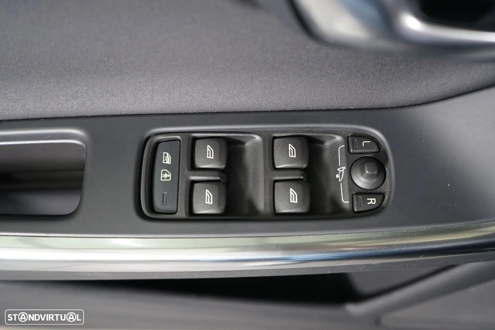 Volvo V60 1.6 D2 Momentum Eco - 20