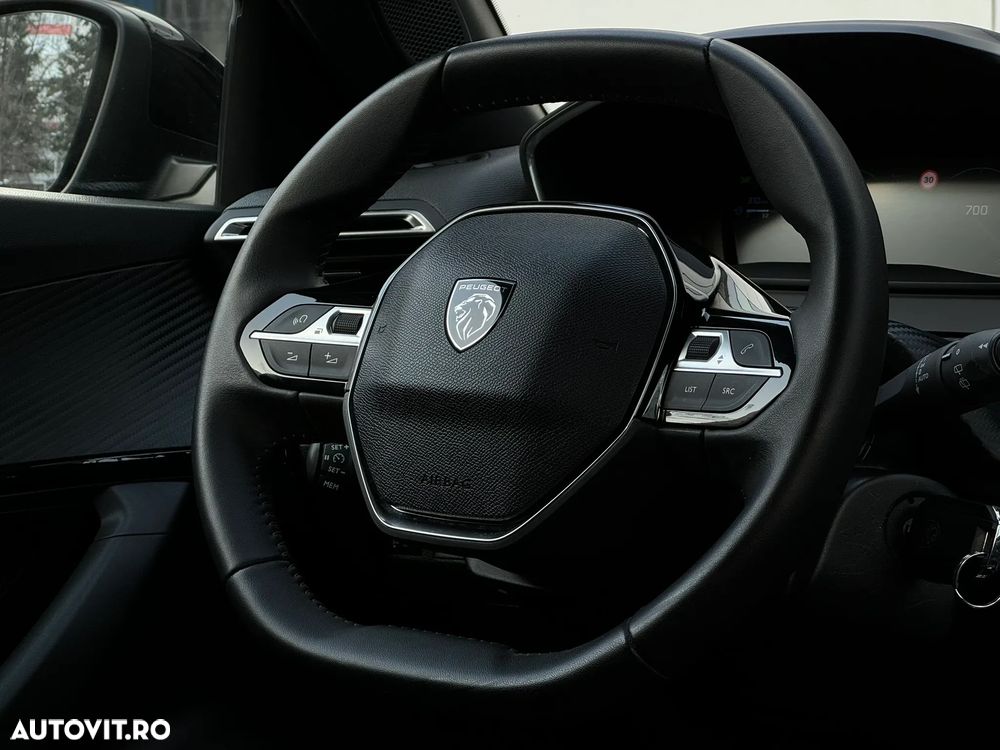 Peugeot 2008 PureTech 100 Stop&Start Allure - 17