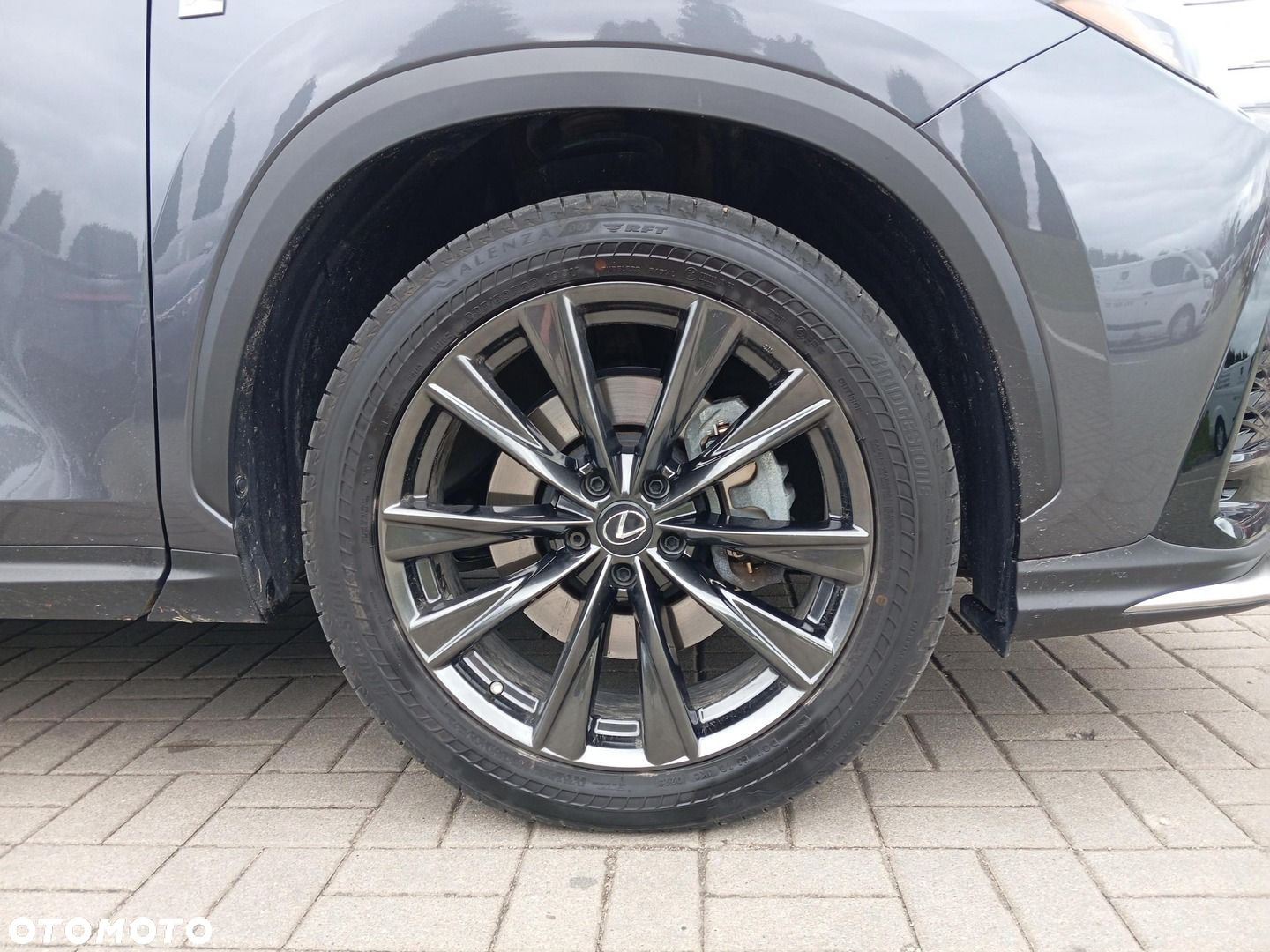 Lexus NX - 12