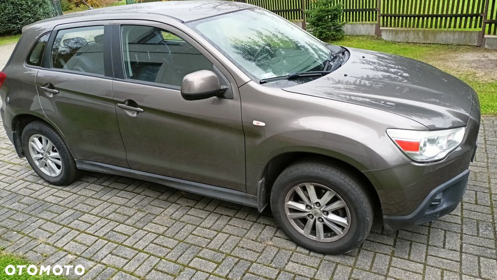 Mitsubishi ASX 1.6 Inform - 1