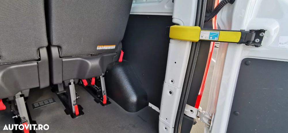 Ford Transit Custom 300 L2H1 VA Trend - 17