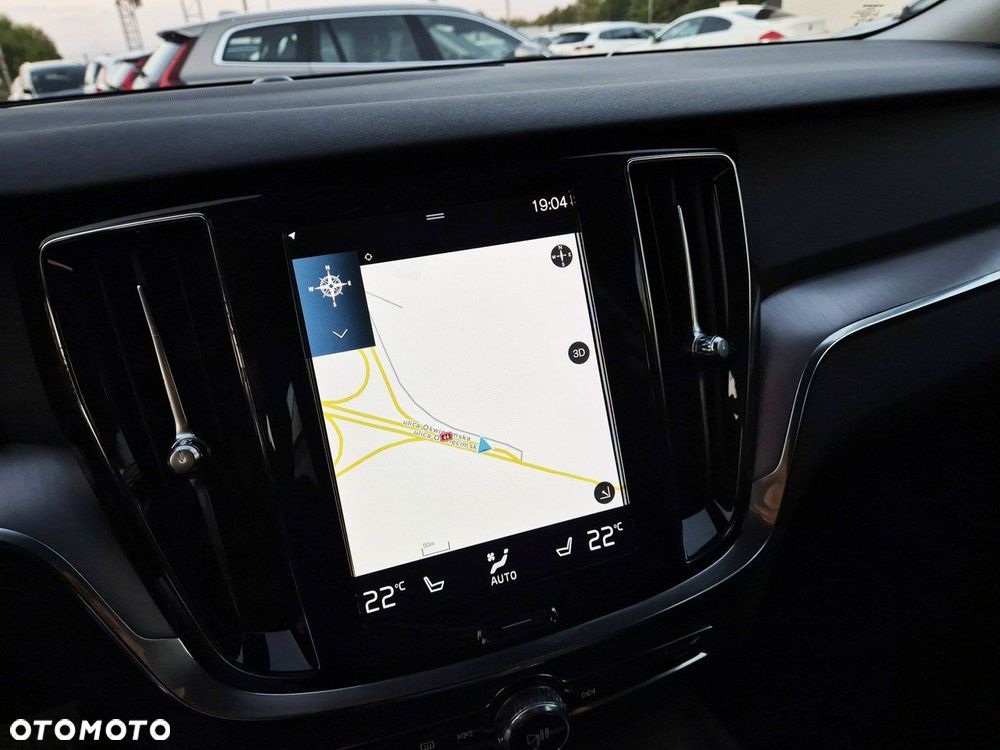 Volvo V60 B4 D Geartronic Momentum Pro - 17