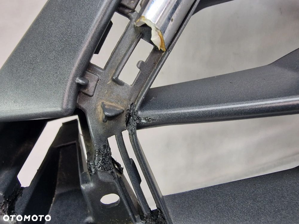 AUDI A1 8XA LIFT 14- ATRAPA / GRILL PRZEDNI PRZÓD , NR 8XA853651B , NR AUKCJI GL795 GL795/2 - 8