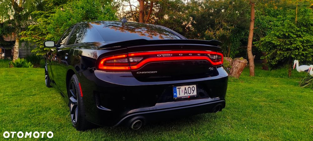 Dodge Charger 5.7 R/T - 10