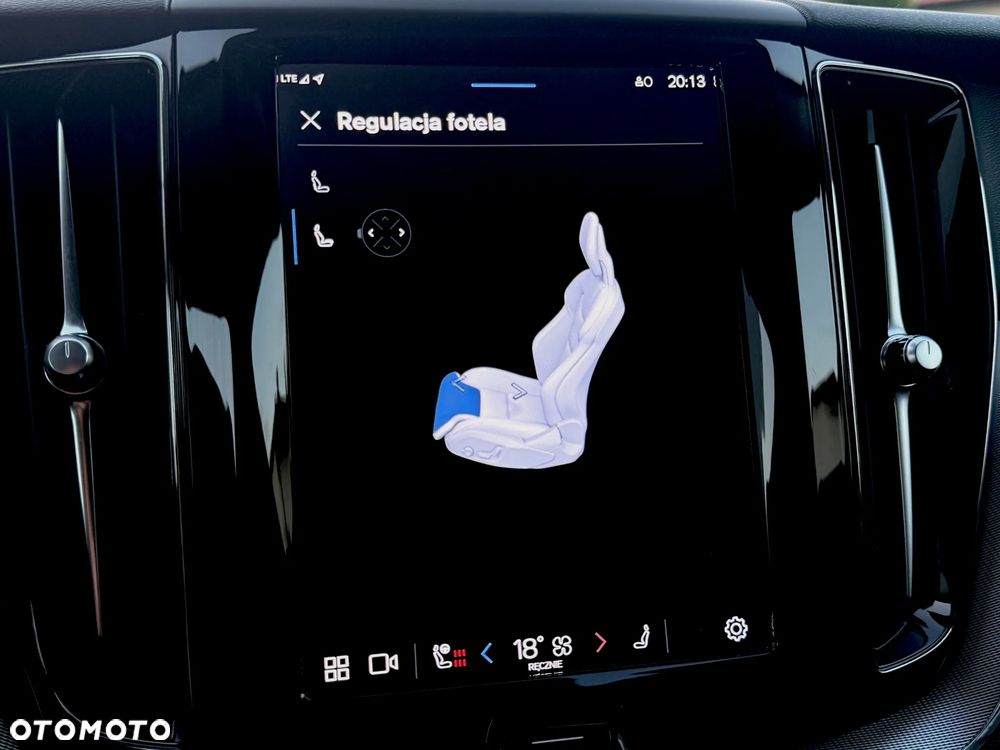 Volvo XC 60 B4 D AWD Geartronic RDesign - 29