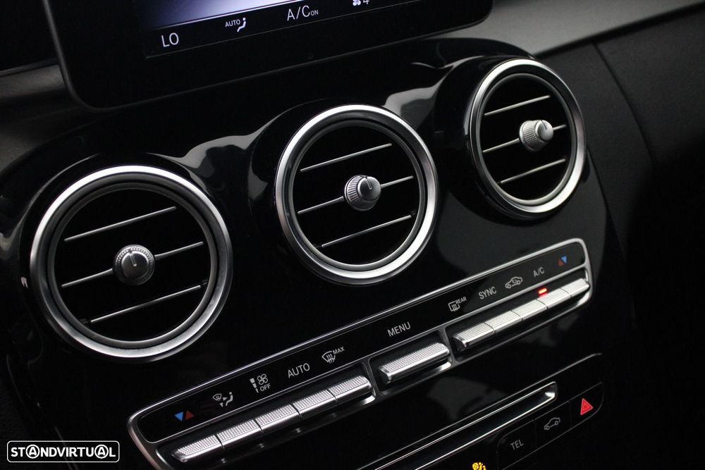 Mercedes-Benz c-200 d AMG Line Aut. - 22