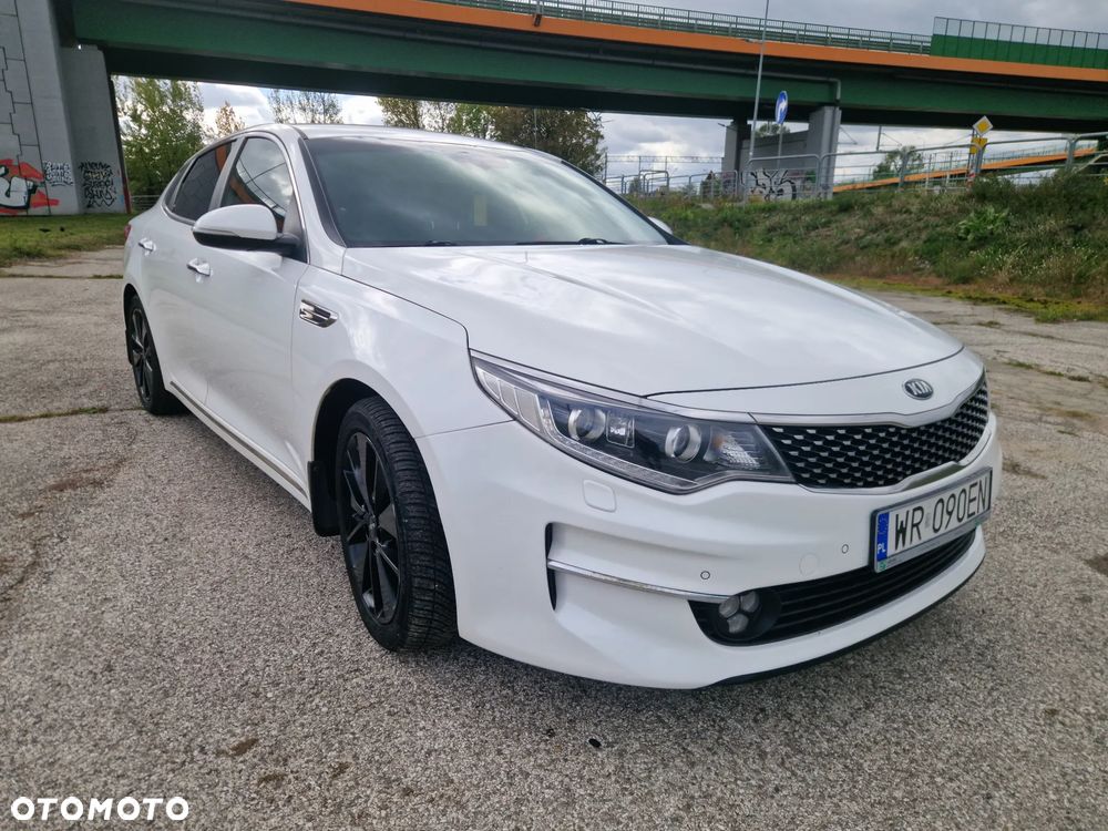 Kia Optima - 38