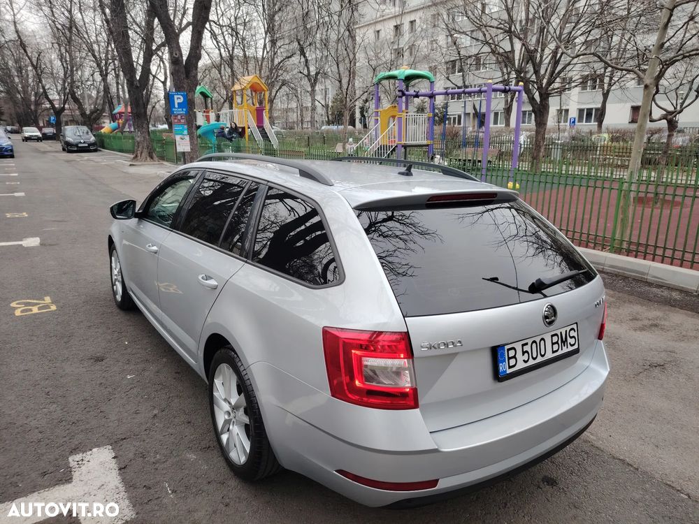 Skoda Octavia 1.6 TDI DSG Clever - 15