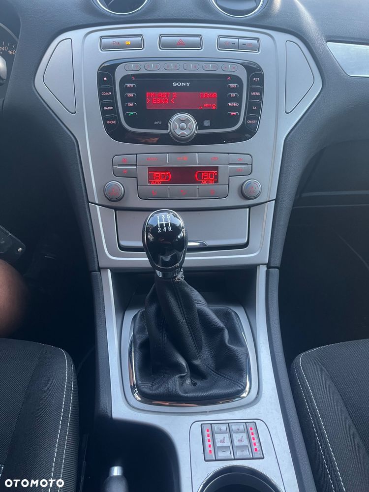Ford Mondeo - 16