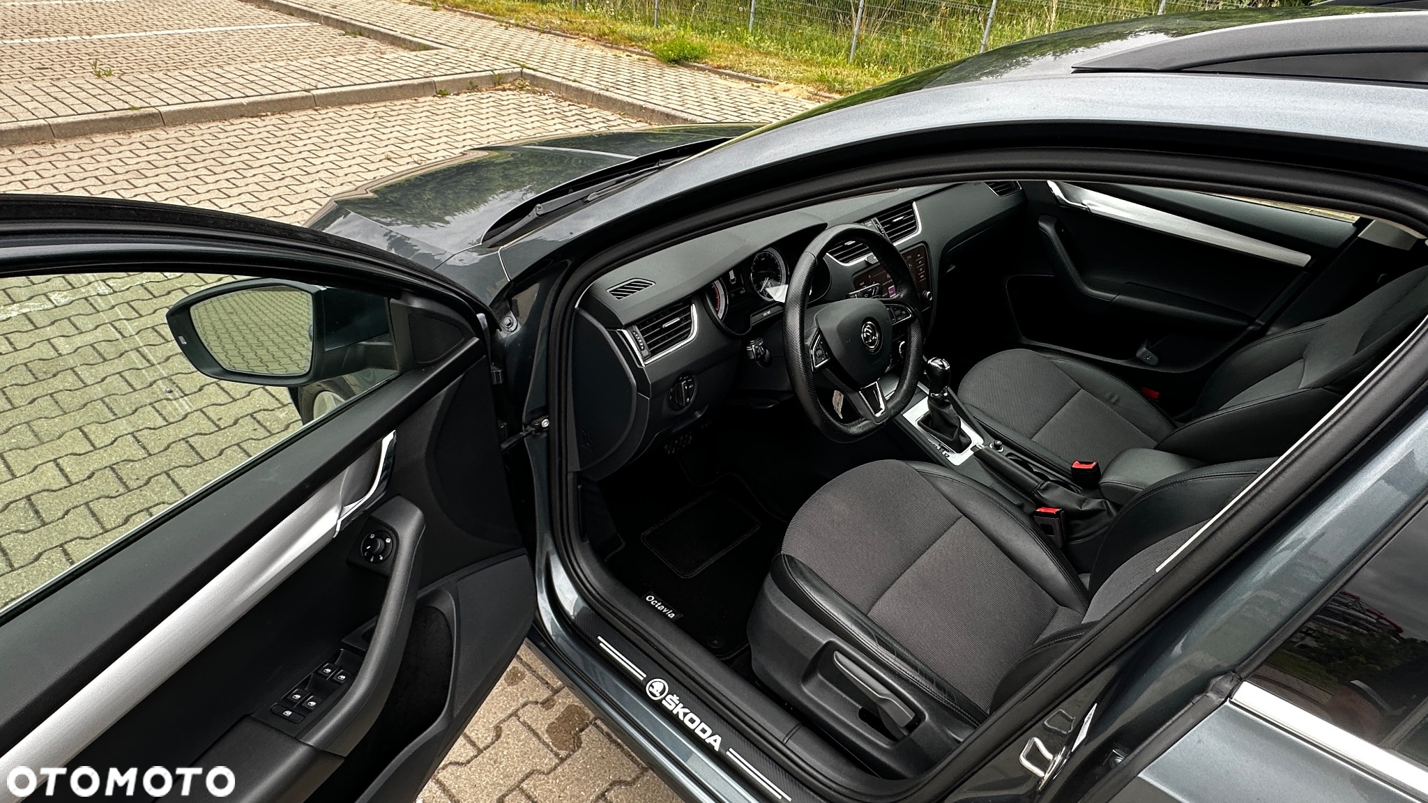Skoda Octavia 1.5 TSI ACT DSG Style - 10