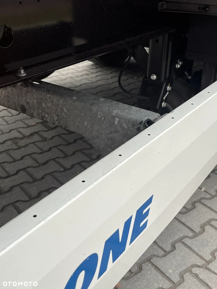 Krone FIRANKA//STANDARD//OŚ PODNOSZONA//2023//SUPER STAN - 13