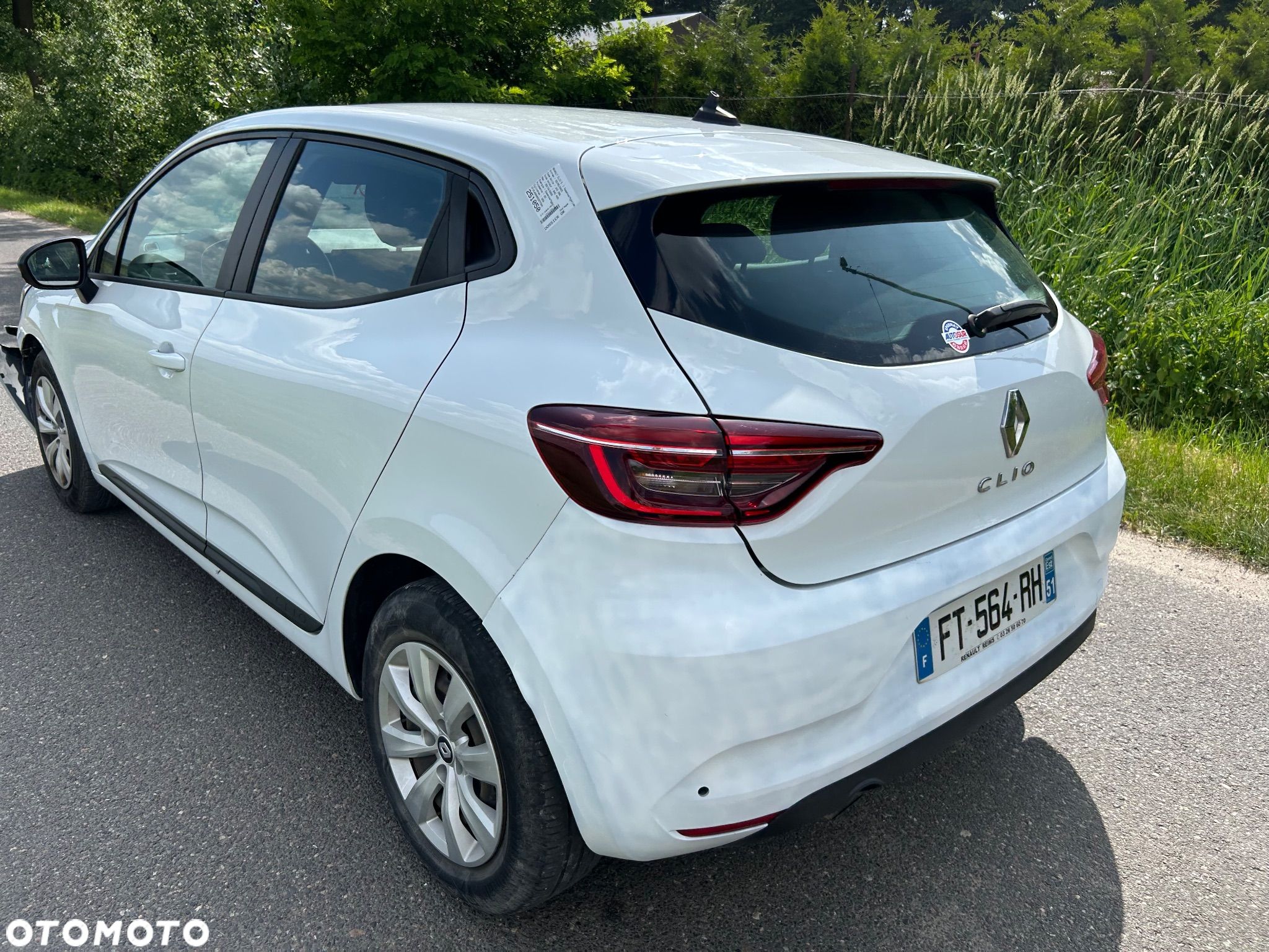 Renault Clio - 1