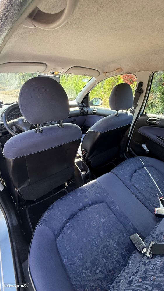 Peugeot 206 1.1 XR - 5