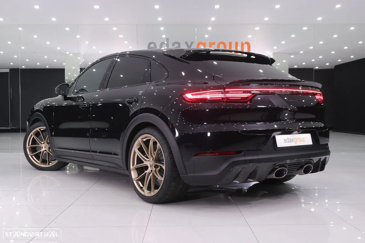 Porsche Cayenne Turbo GT - 5