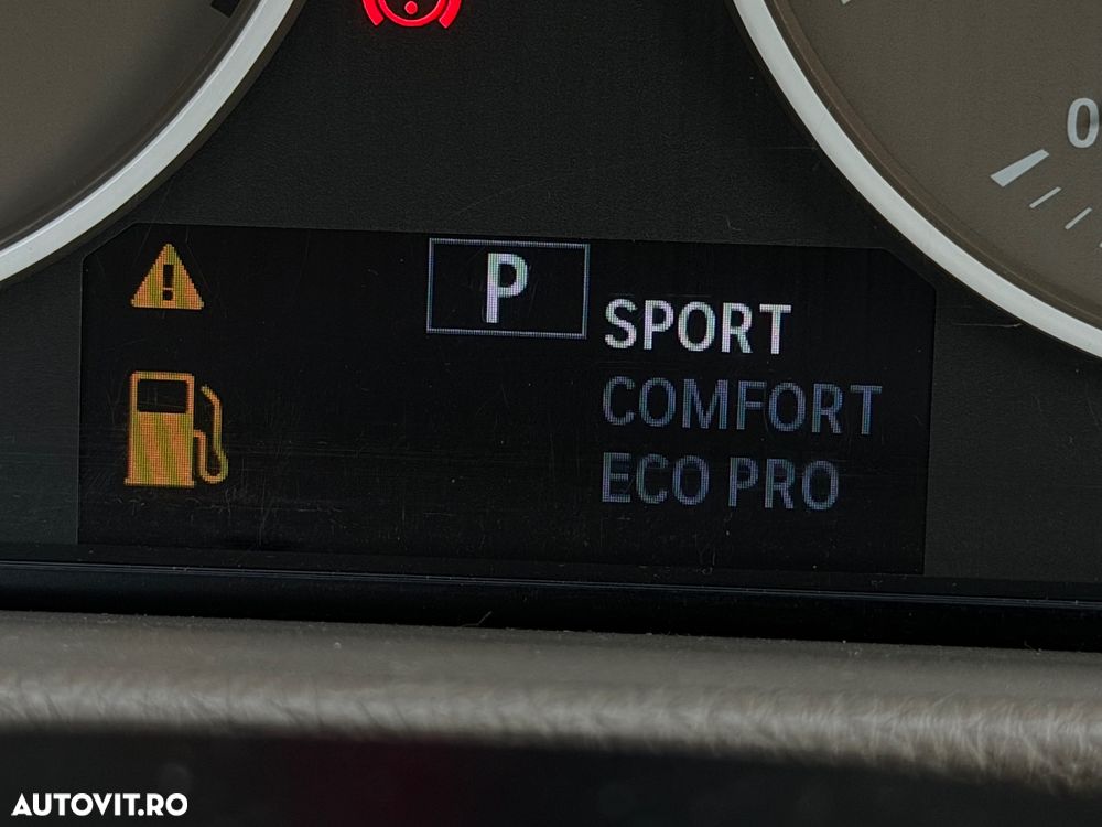 BMW Seria 3 320d Aut. Modern Line - 38