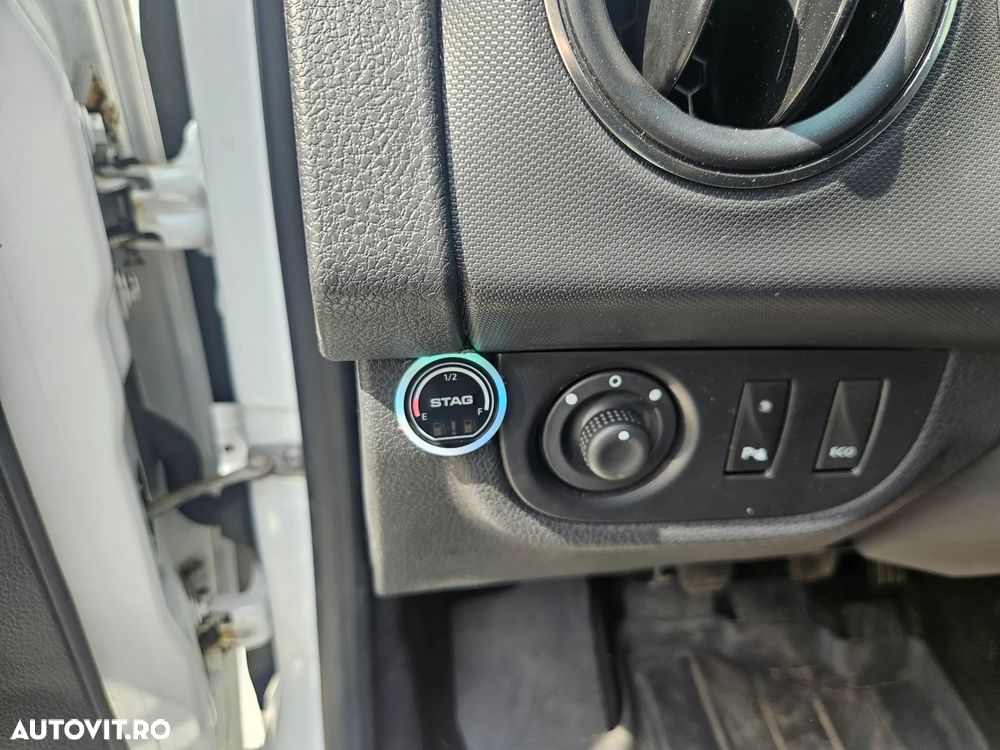 Dacia Logan 0.9 TCe Laureate - 6