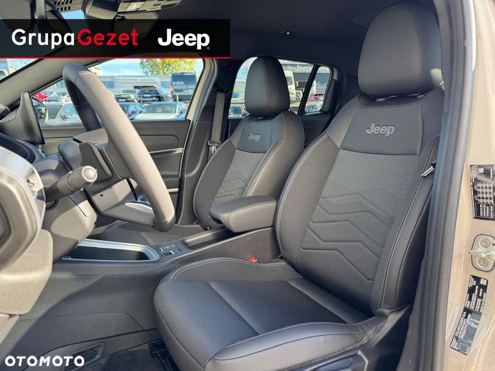 Jeep Avenger - 10