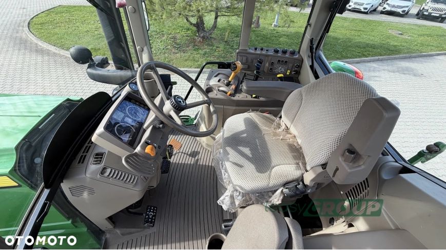 John Deere 6135M - 18