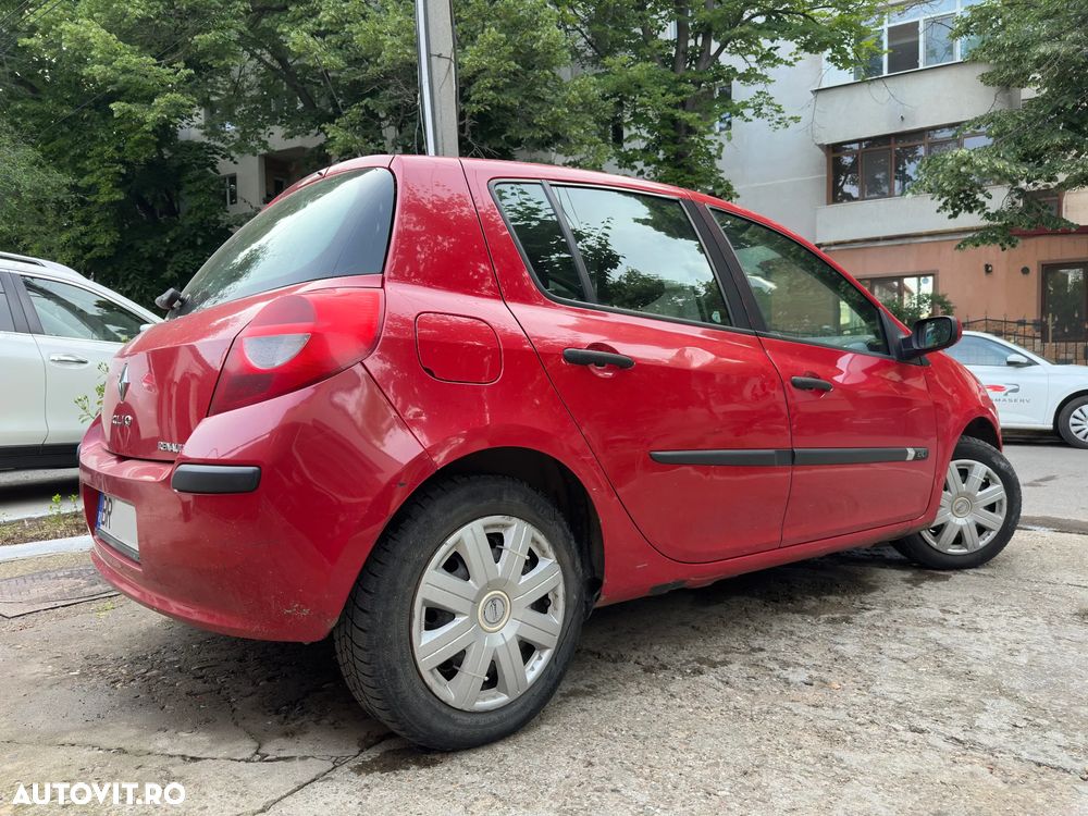 Renault Clio III 1.5dCi Dynamique - 3