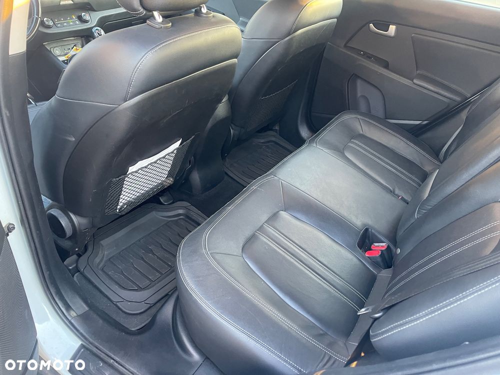 Kia Sportage 2.0 CRDI 2WD Spirit - 6
