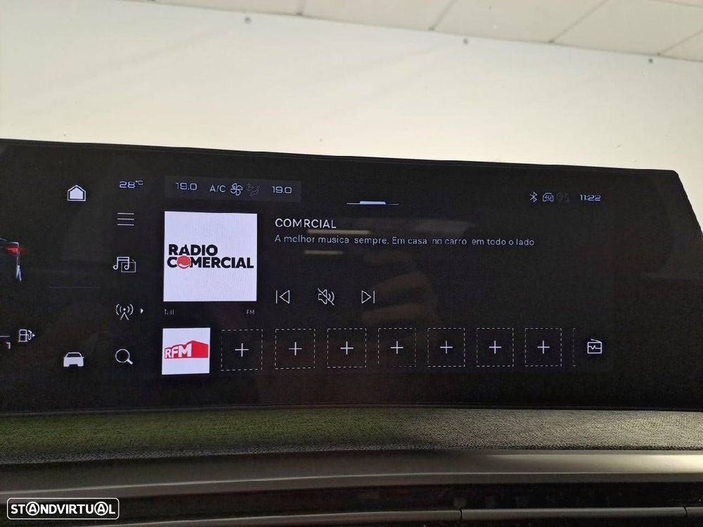Peugeot 3008 1.2 Hybrid Allure e-DCS6 - 19