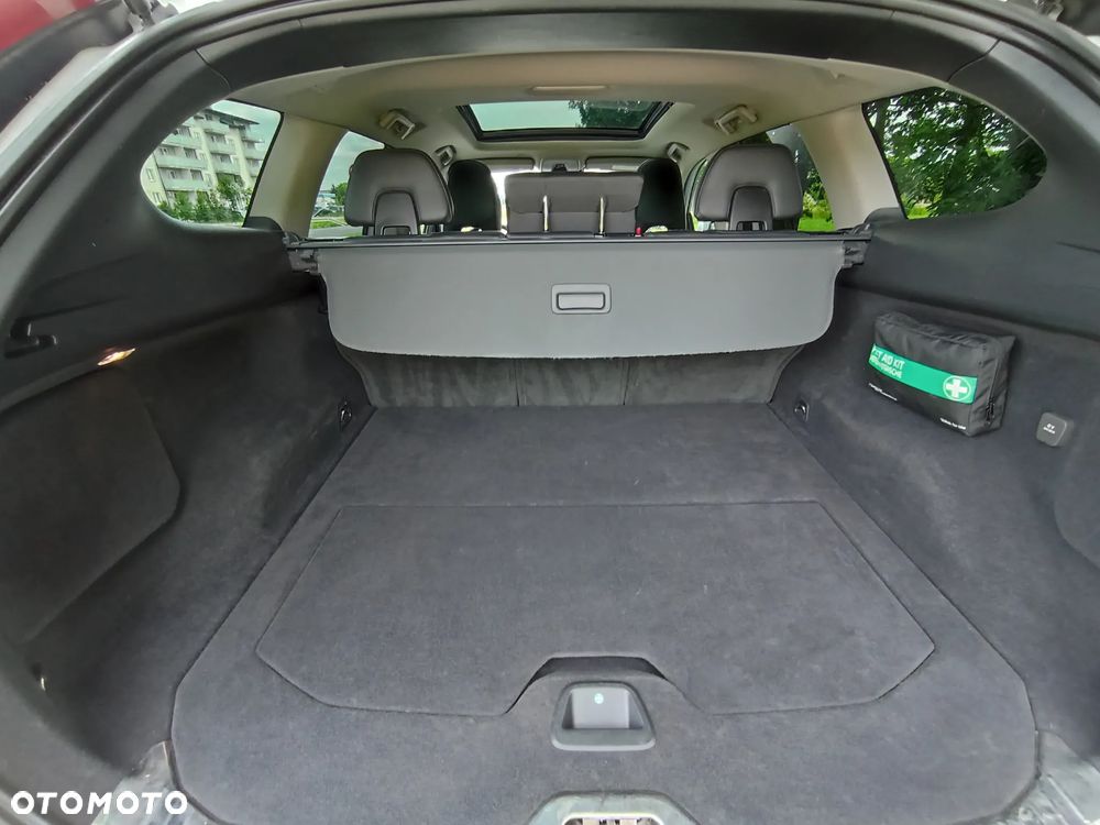 Volvo XC 60 - 35