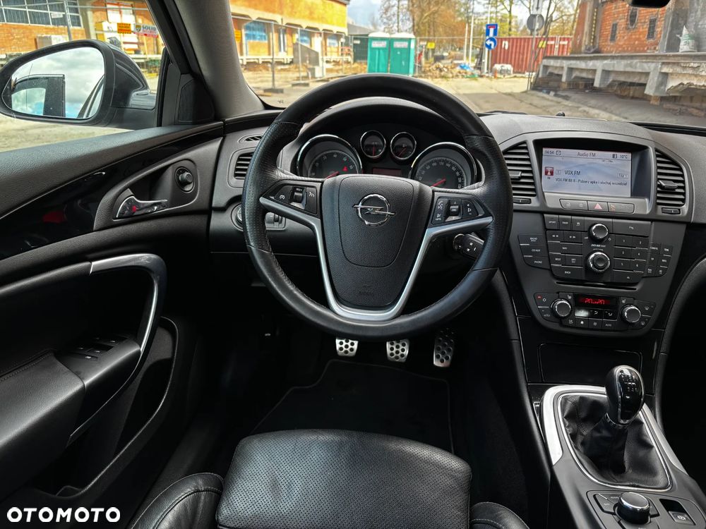 Opel Insignia 2.0 Turbo 4x4 - 13