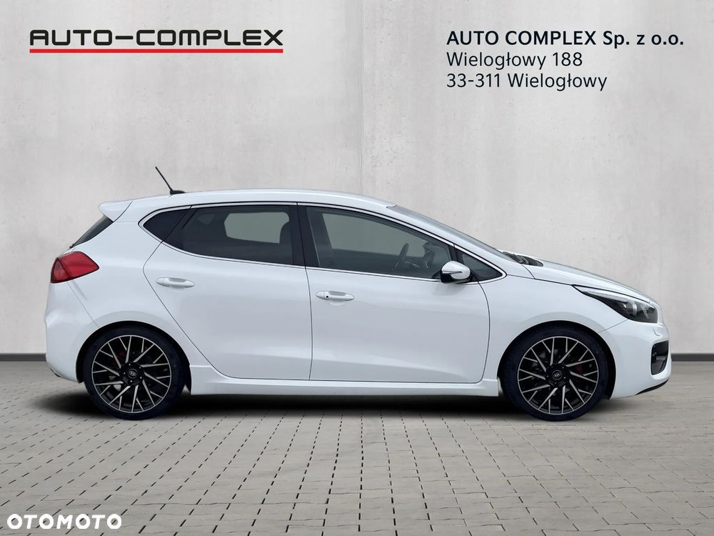 Kia Ceed 1.6 T-GDI GT - 7