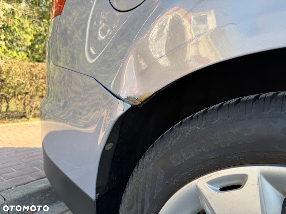 Ford Focus 1.6 Trend - 23