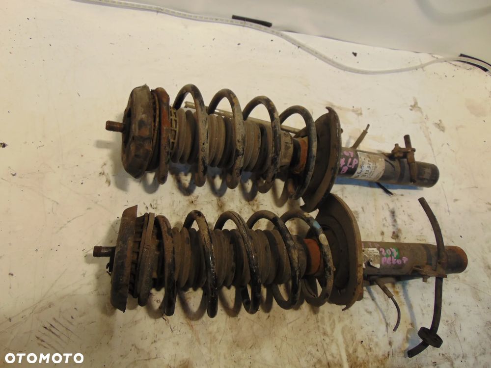 Amortyzatory peugeot 207 1,6 16 v cena sztuka - 5