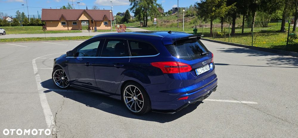 Ford Focus 1.5 EcoBoost ST-Line ASS - 4