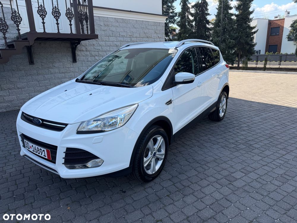 Ford Kuga 1.5 EcoBoost 2x4 Trend - 3