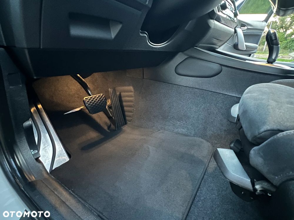 BMW Seria 1 118i M Sport - 4