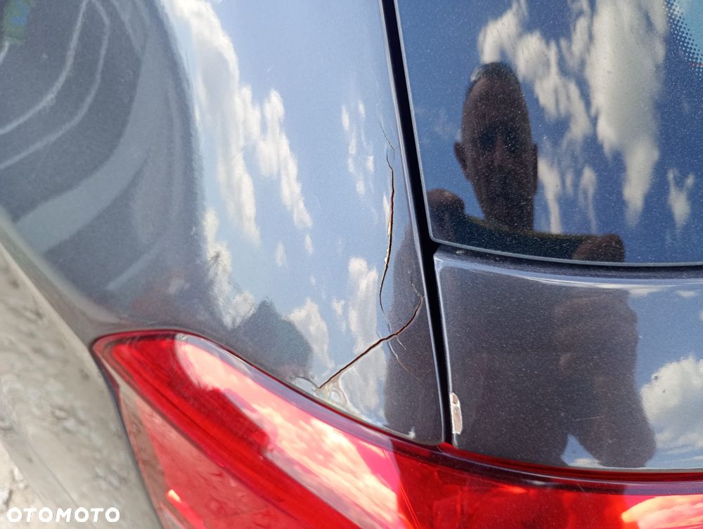 Volkswagen Passat Variant 1.6 TDI (BlueMotion Technology) Trendline - 15