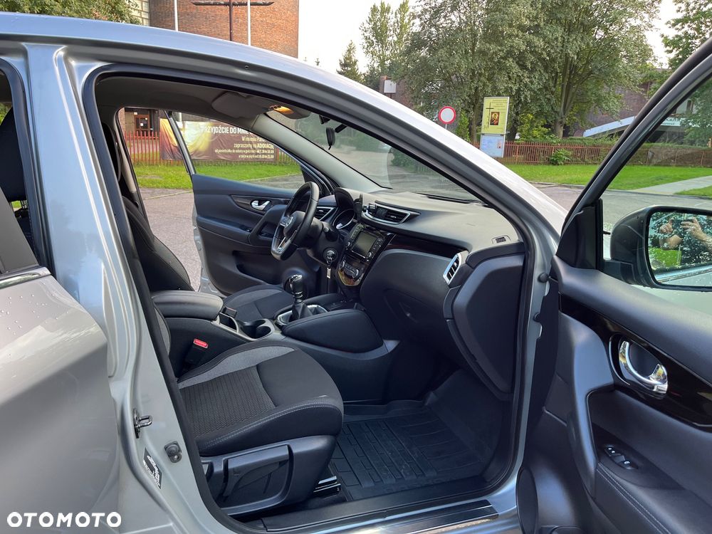Nissan Qashqai 1.3 DIG-T Acenta - 19