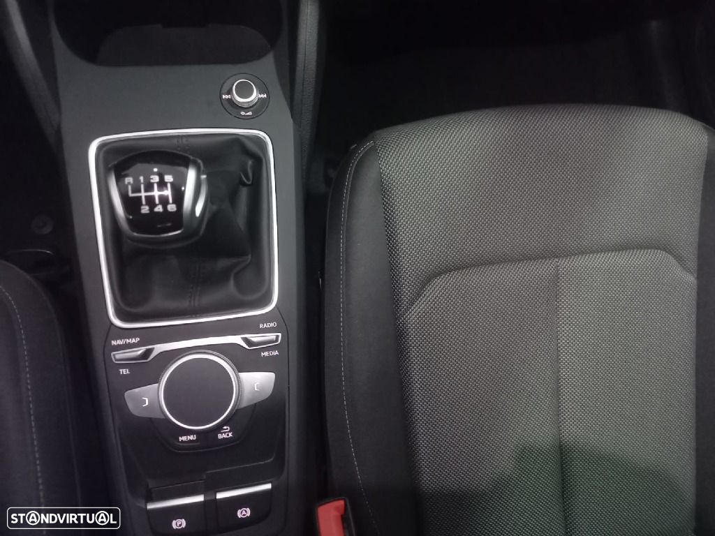 Audi Q2 30 TFSI Advanced - 22