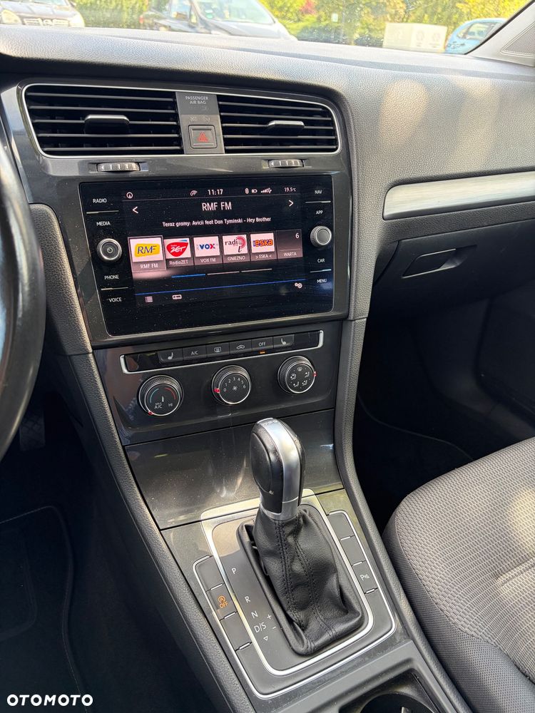 Volkswagen Golf 1.6 TDI (BlueMotion Technology) DSG Comfortline - 15