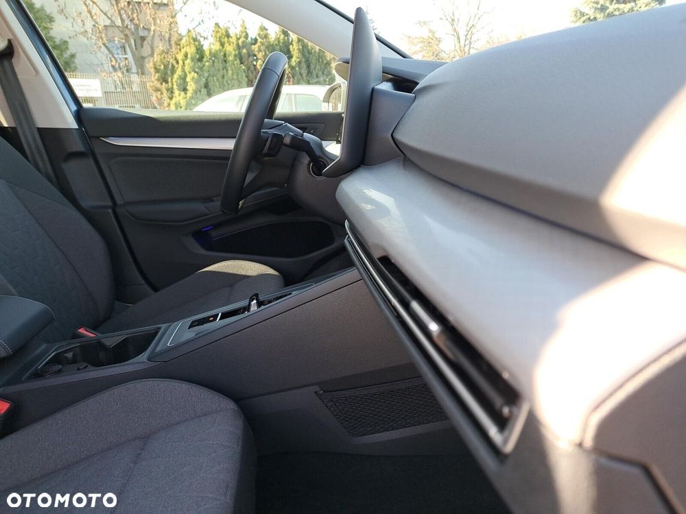 Volkswagen Golf - 23