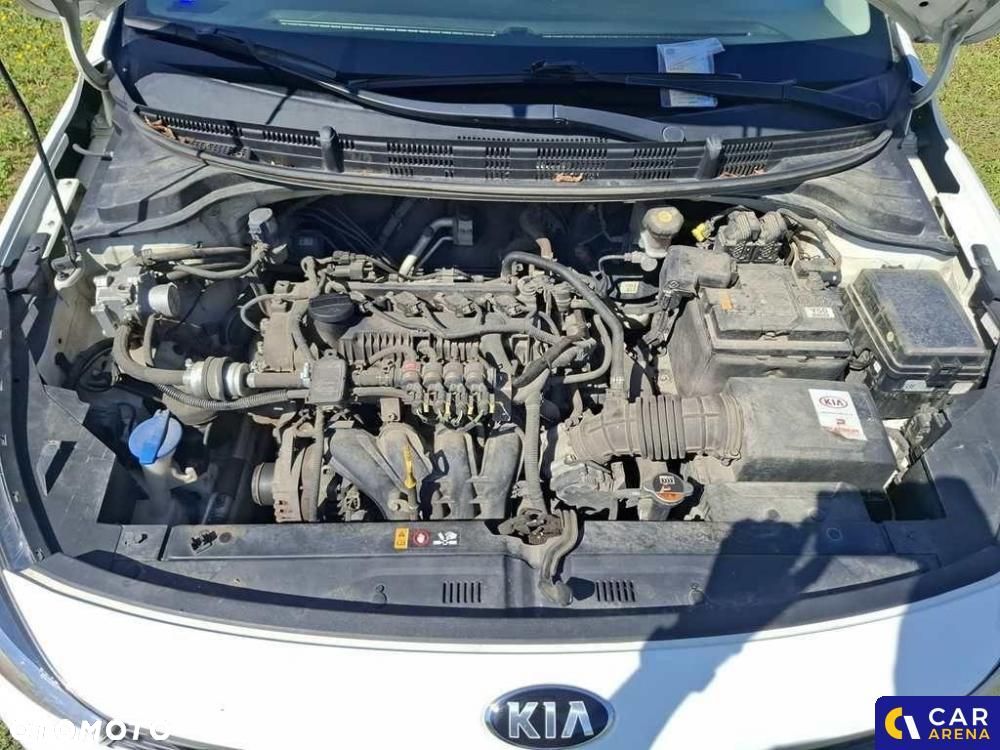 Kia Rio - 9